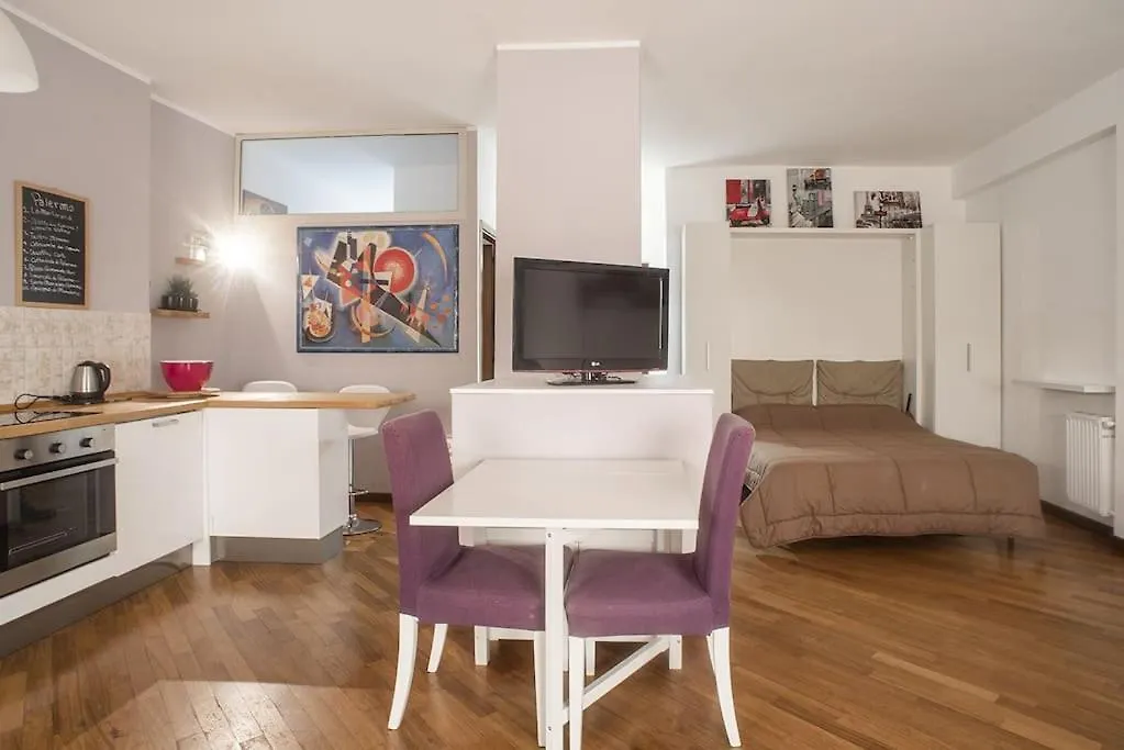 New Stabile Apt Balcony Central Apartment Palermo Italy