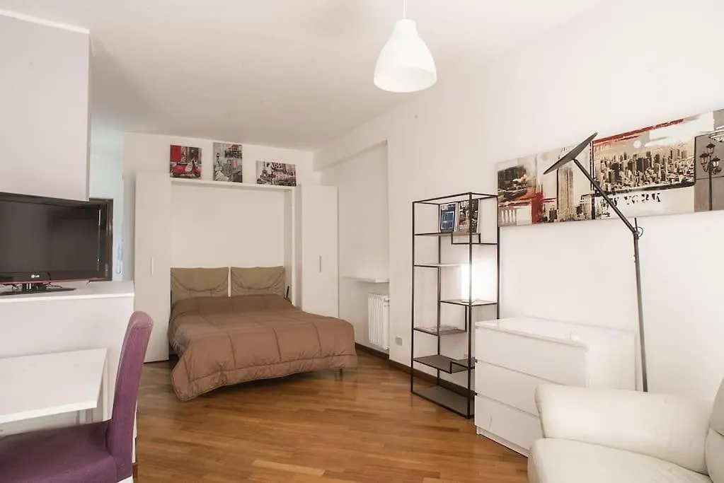 New Stabile Apt Balcony Central Apartment Palermo