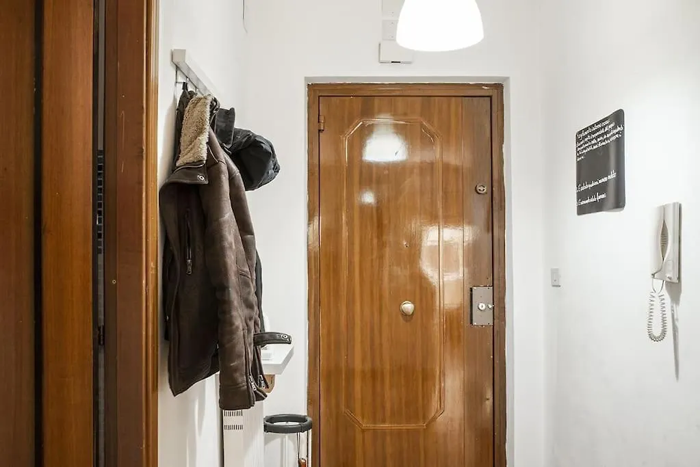 New Stabile Apt Balcony Central Apartment Palermo Italy