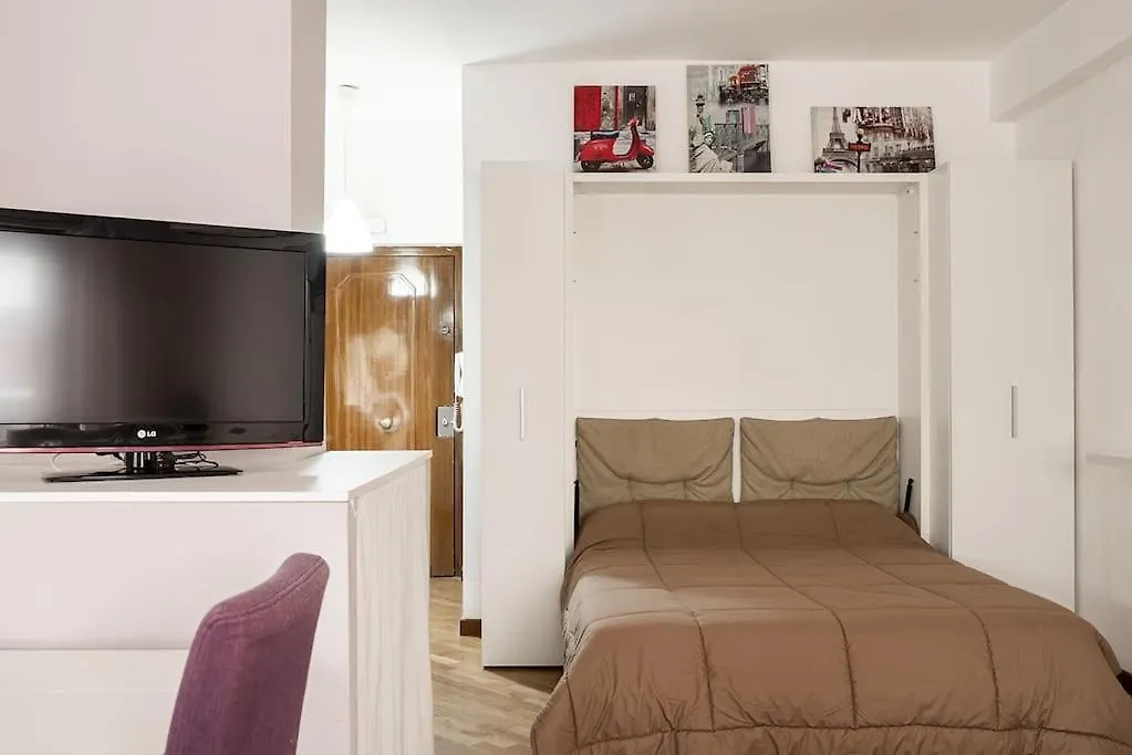 New Stabile Apt Balcony Central Apartment Palermo