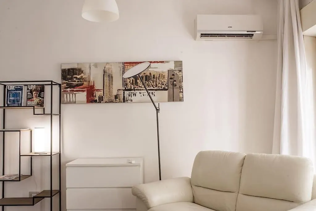 New Stabile Apt Balcony Central Apartment Palermo