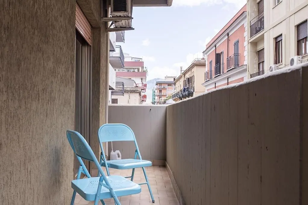 New Stabile Apt Balcony Central Apartment Palermo 0*,  Itálie