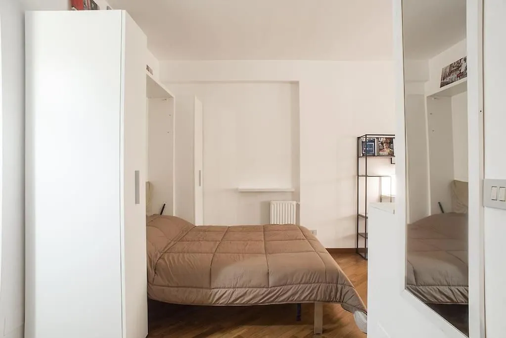 New Stabile Apt Balcony Central Apartment Palermo