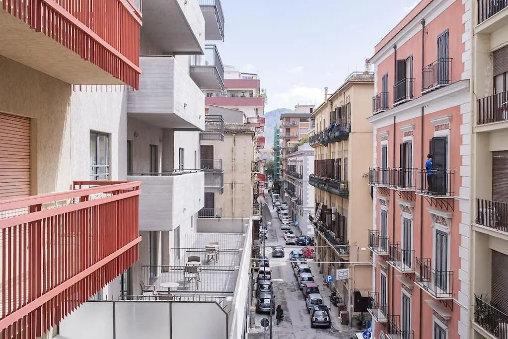 New Stabile Apt Balcony Central Apartment Palermo